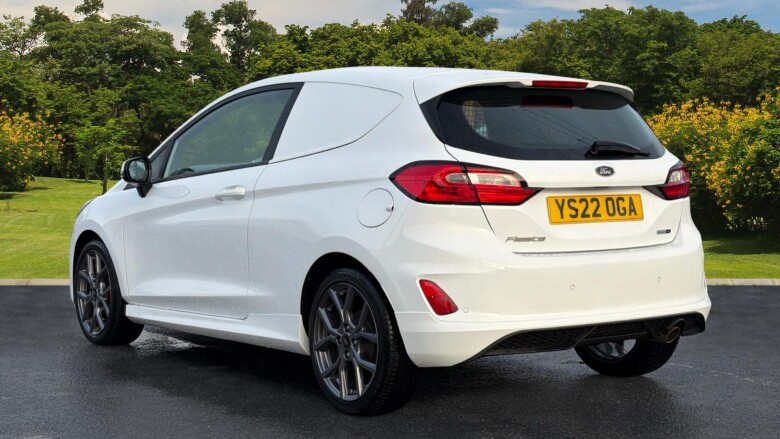 Ford Fiesta Petrol 1.0 Ecoboost mHEV Sport Van